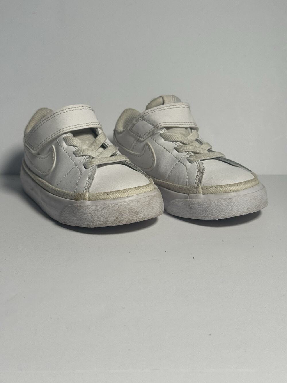 Nike Court Borough Low 2 TDV White Hook Loop Toddler Shoes Size 6C DA5382-104